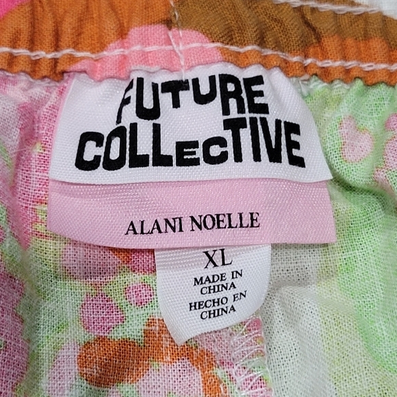 XL Future Collective Alani Noelle Target Linen Blend Colorful Tropical Shorts - Picture 8 of 8